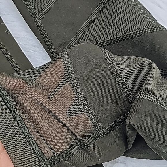 Lululemon High Times Mesh Tech Pants Olive Green‎ Medium size 8 - Picture 9 of 9